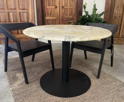 Onyx Bistro Table | Luxury living